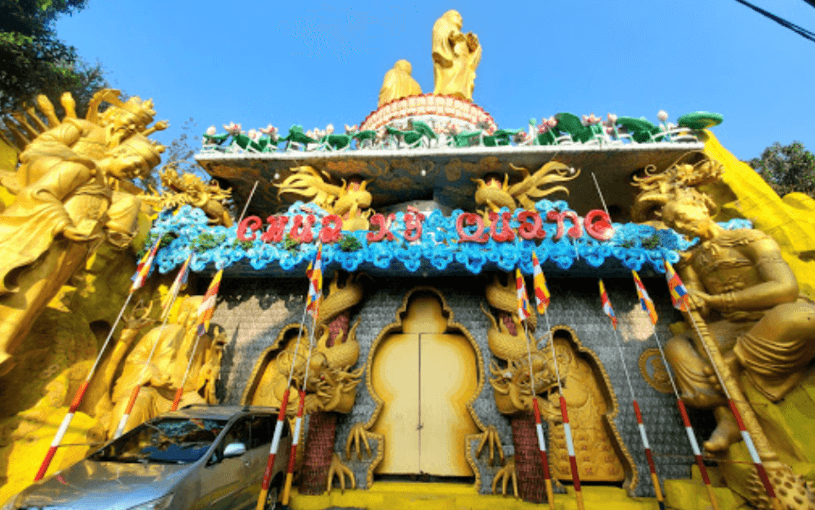 Cổng vào chùa Kỳ Quang 2