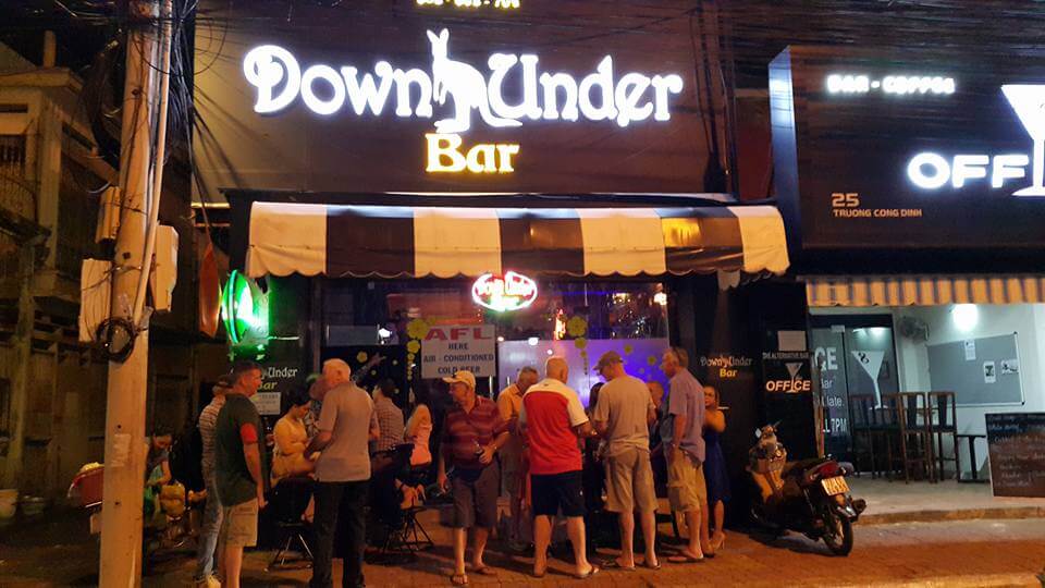 Downunder Bar