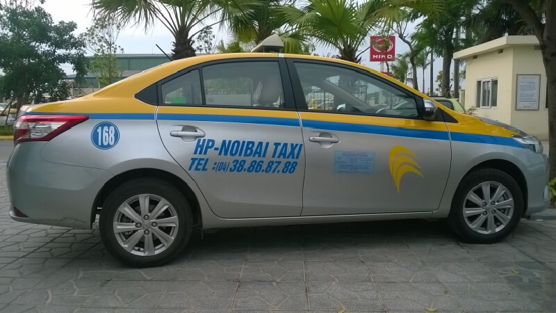 Xe taxi Nội Bài