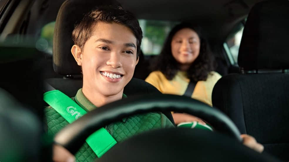 Grab car taxi đồng hành cùng khách trên mọi hành trình