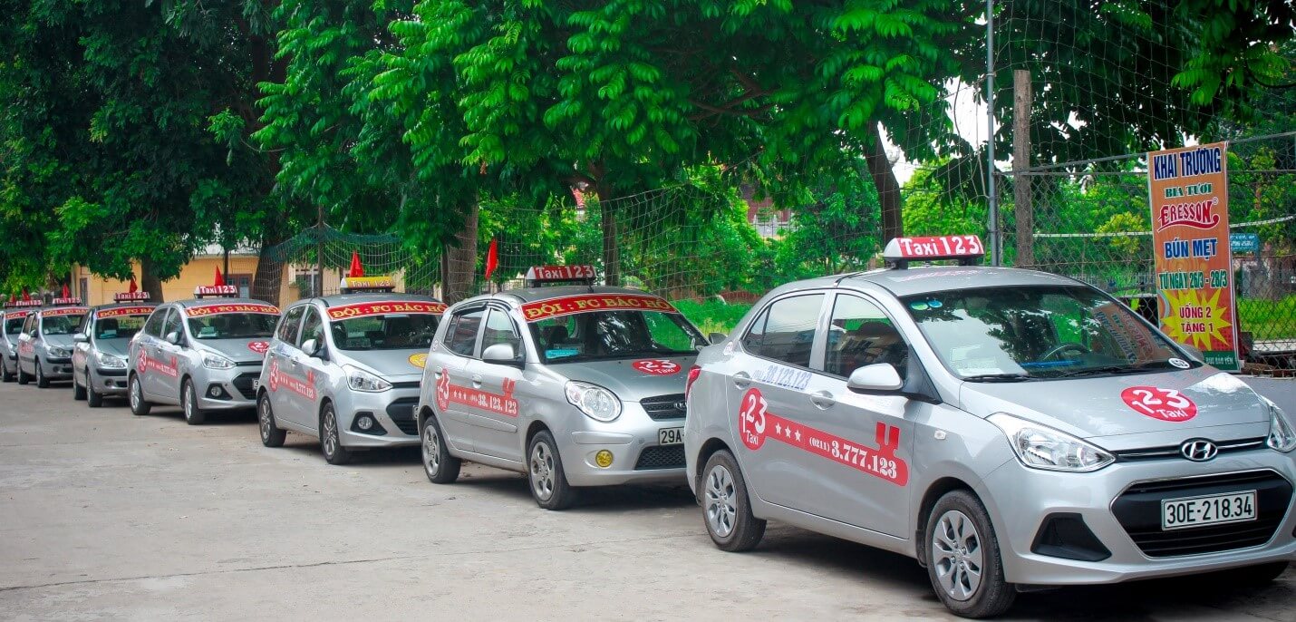 Taxi 123 sẵn sàng phục vụ khách hàng