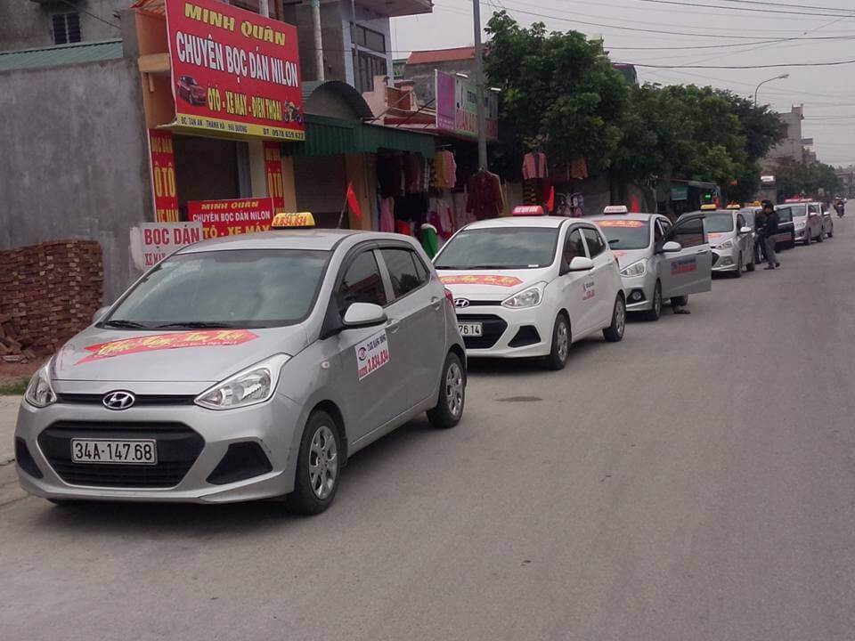 Taxi Rạng Đông