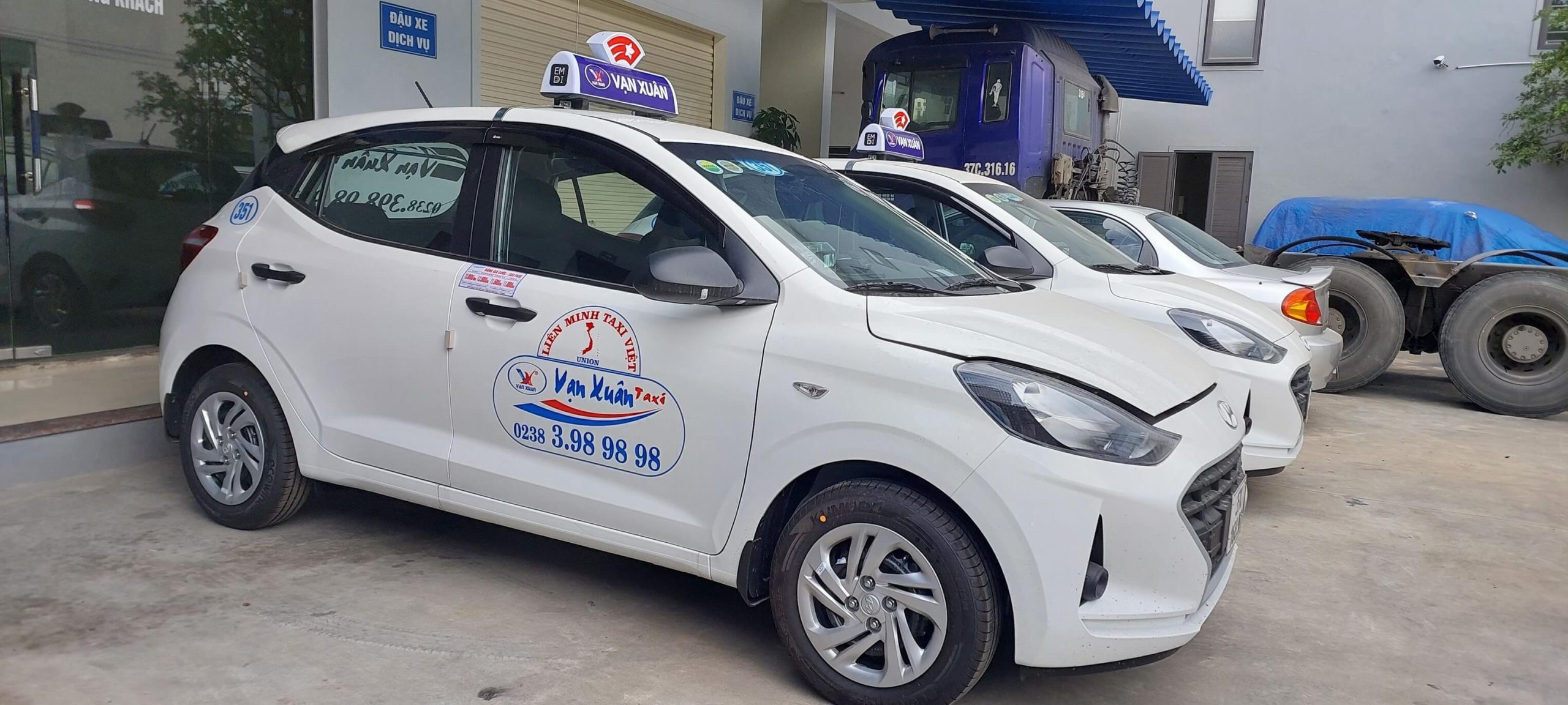 Hệ thống xe taxi Vạn Xuân