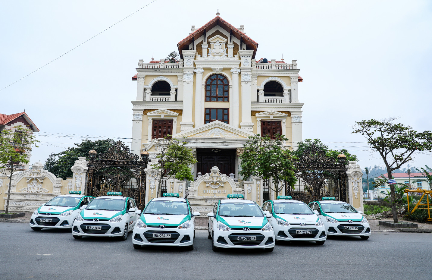 Taxi Vũ Gia sẵn sàng phục vụ khách