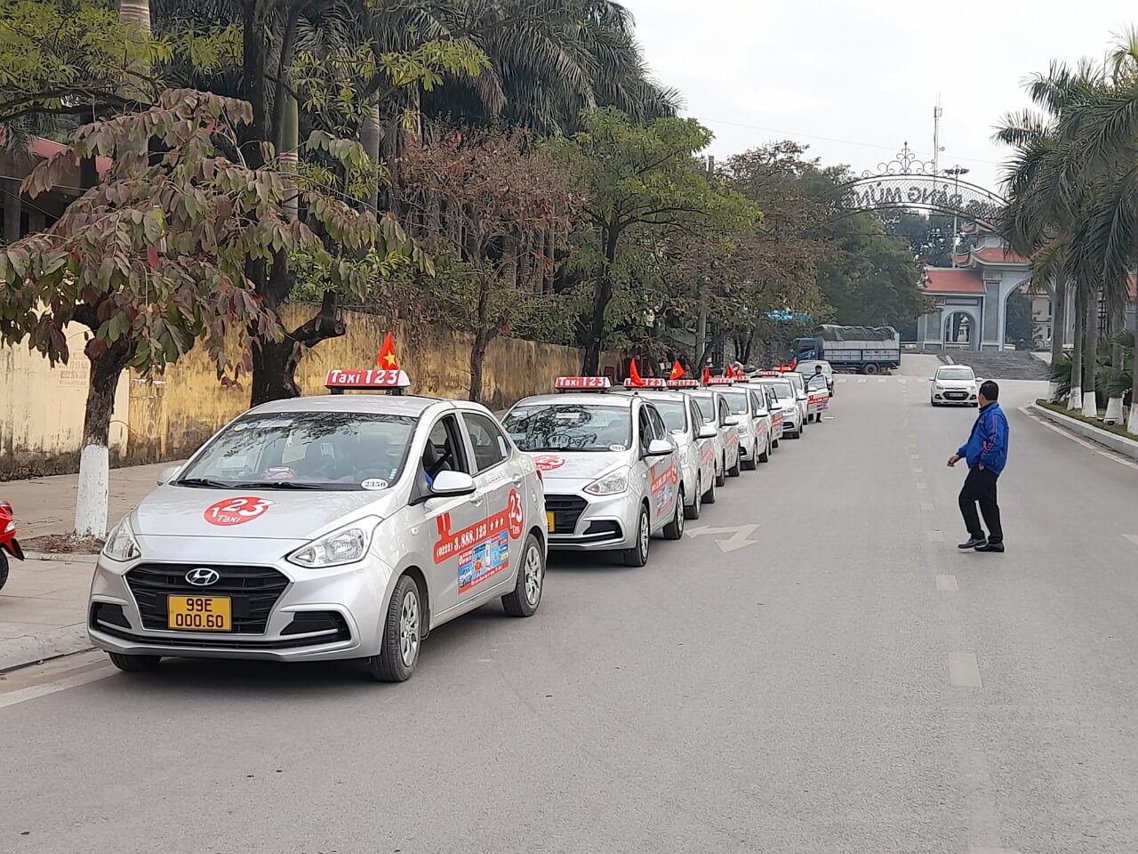 Xe taxi 123 Bắc Ninh