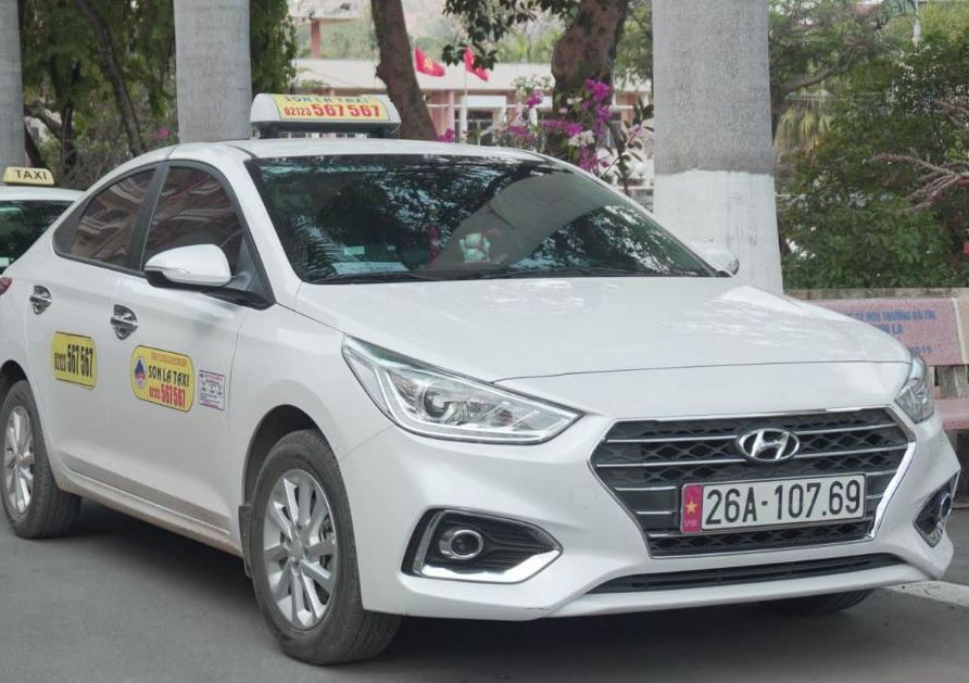 Taxi Hương Sen