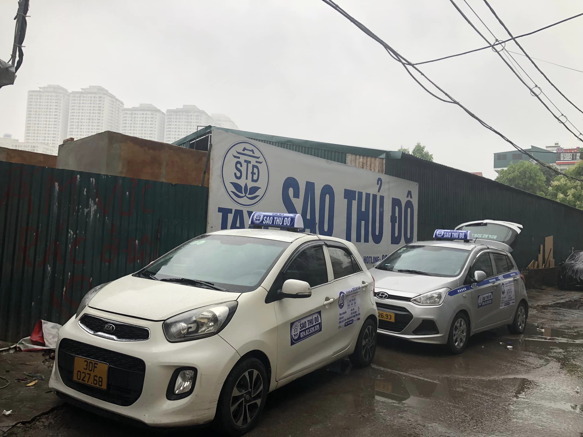 Xe taxi Sao Thủ Đô