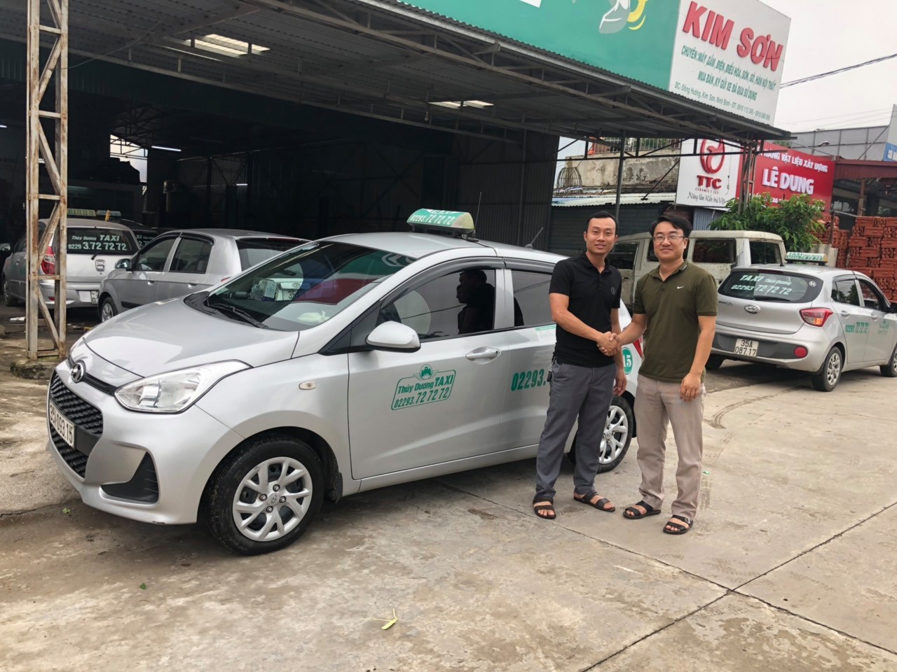 Taxi Thùy Dương